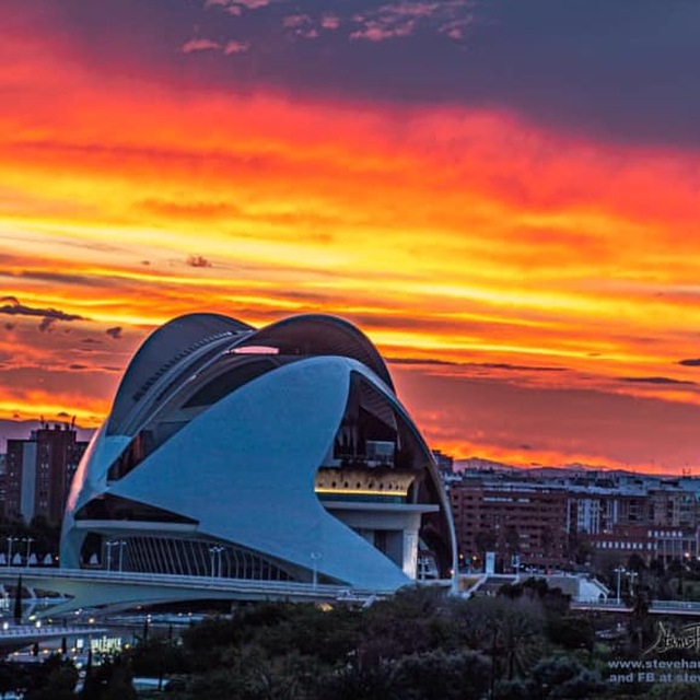 Valencia, La Vida es Bella